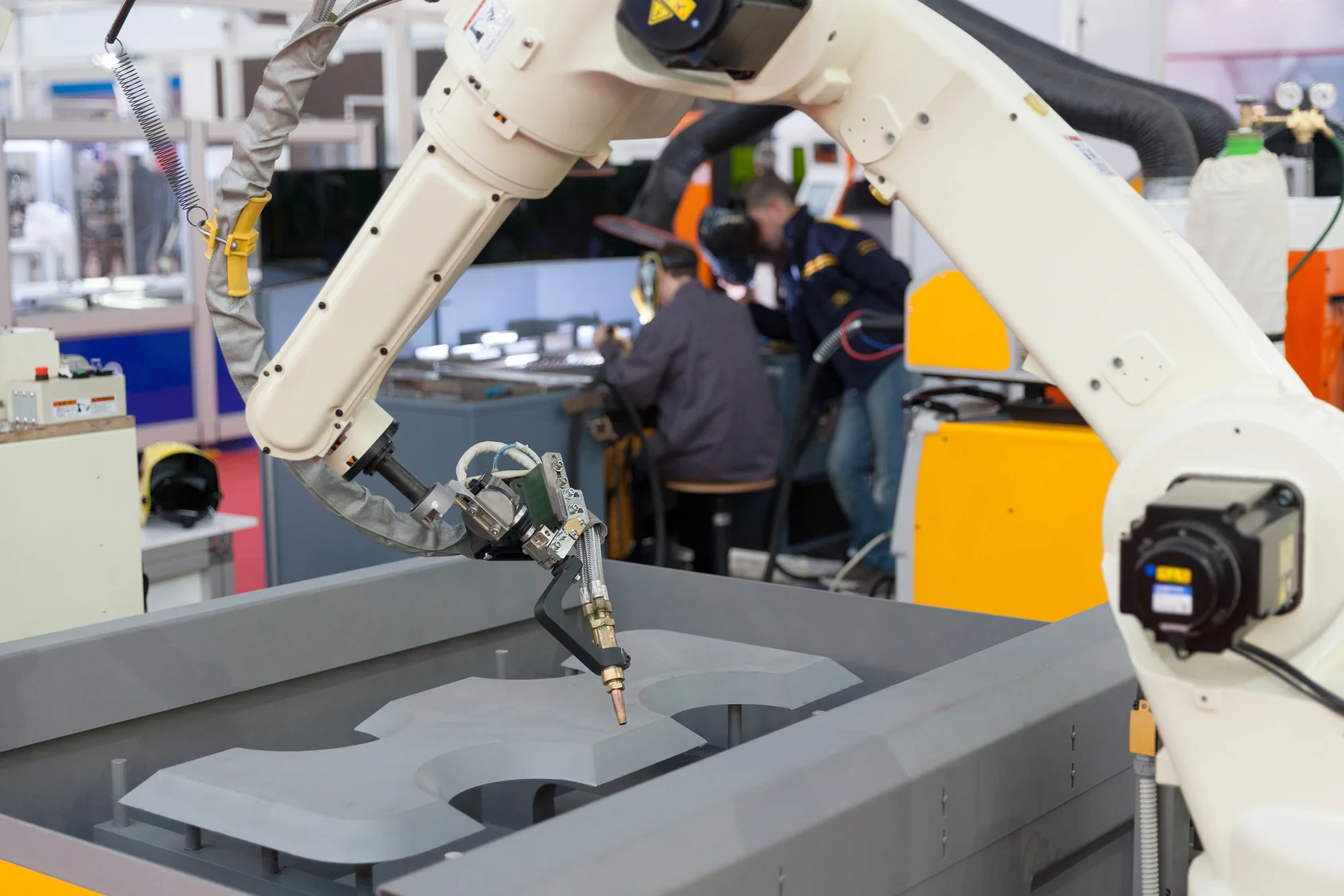 Nadchodzą roboty i przemysł 4.0