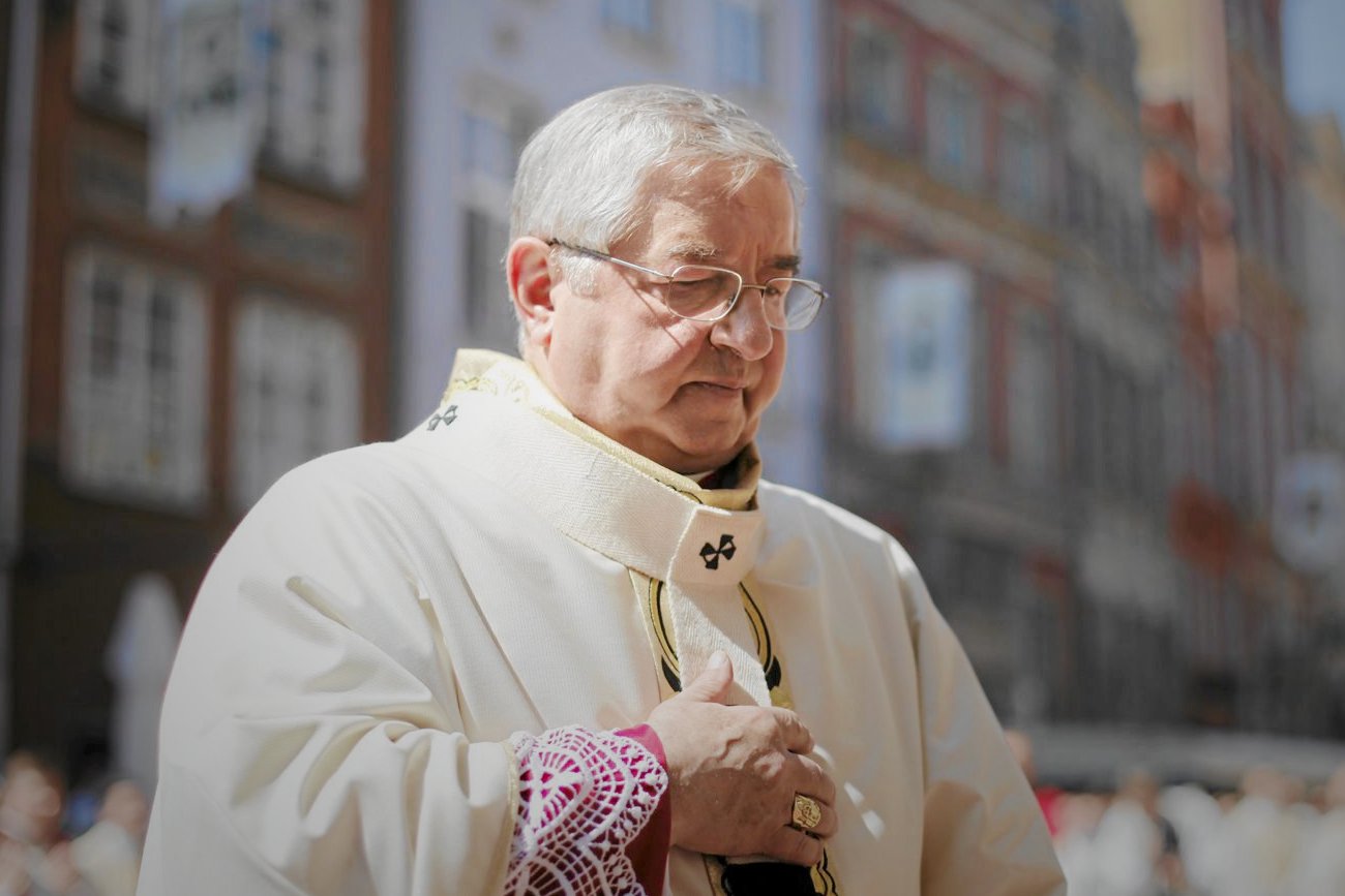 Gdzie jest rezydencja Głódzia w Gdańsku? Wracają kontrowersje ws. działki, na której arcybiskup Głódź miał wypasać swoje daniele.