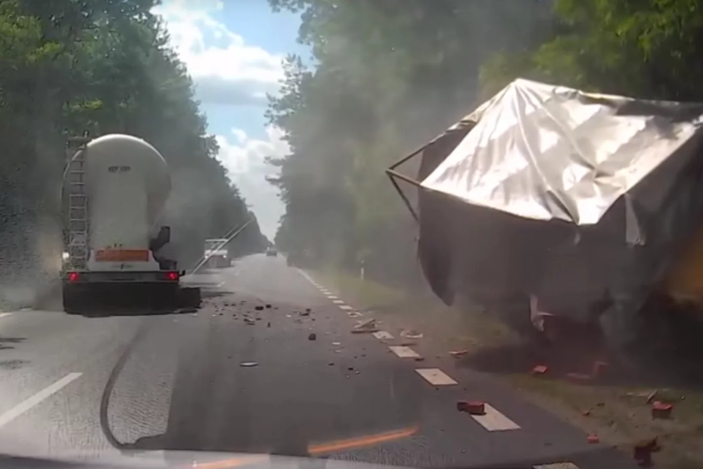 Wypadków takich jak ten jest o wiele więcej. Nagrań również