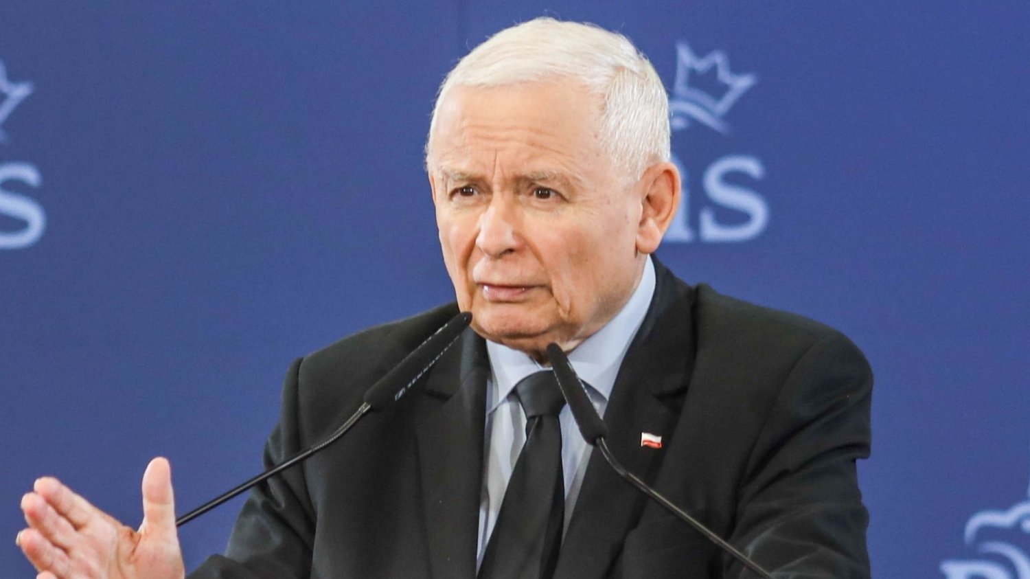 Spór w dolnośląskim PiS. Kaczyński wykluczył siedmioro radnych.