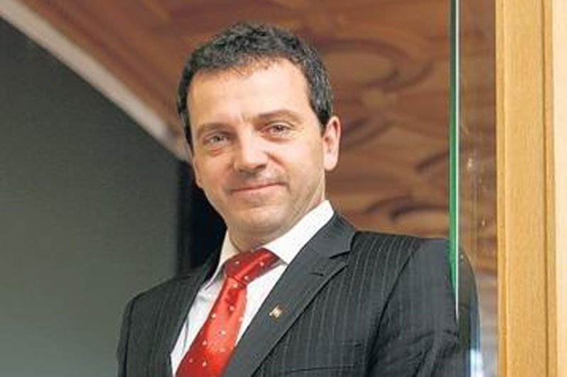 Walter Wobmann sugeruje, że Szwajcaria powinna zamknąć się na imigrantów z krajów muzułmańskich. Szczególnie ogarniętych wojną Syrii i Iraku.