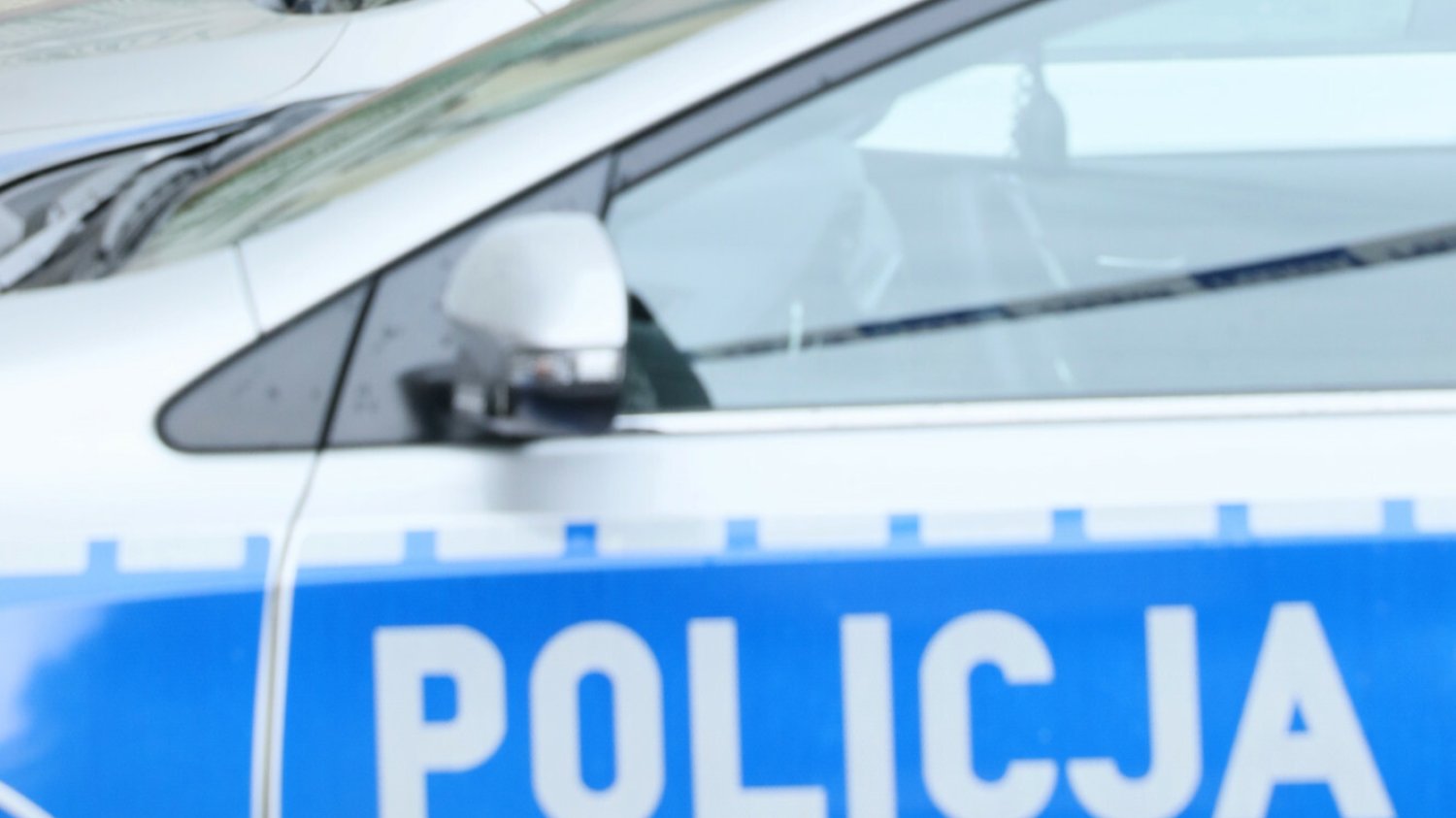 Wągrowiec. 15-miesięczne dziecko weszło do skrzyni łóżka i straciło przytomność.
