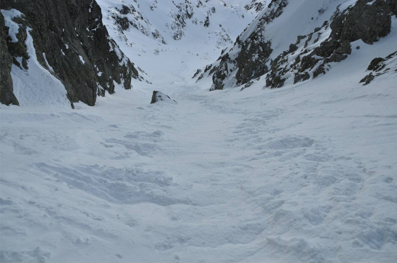 Lawina w Rumunii porwała trzech Polaków. Jeden nie żyje