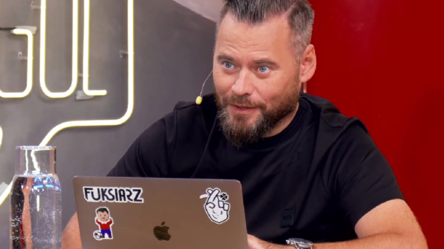 Lipton kończy współpracę z Kanałem Sportowym. W tle sprawa Człowieka Wargi