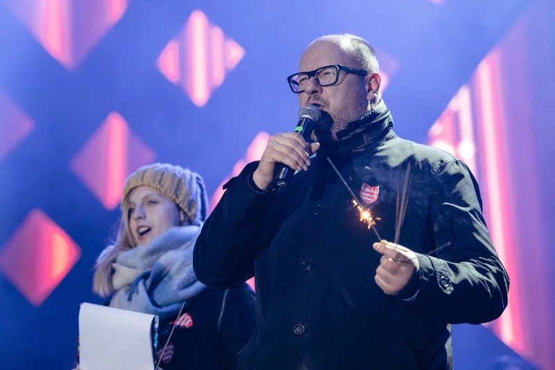 W chwili ataku nożownika Paweł Adamowicz nie należał do żadnej partii politycznej.