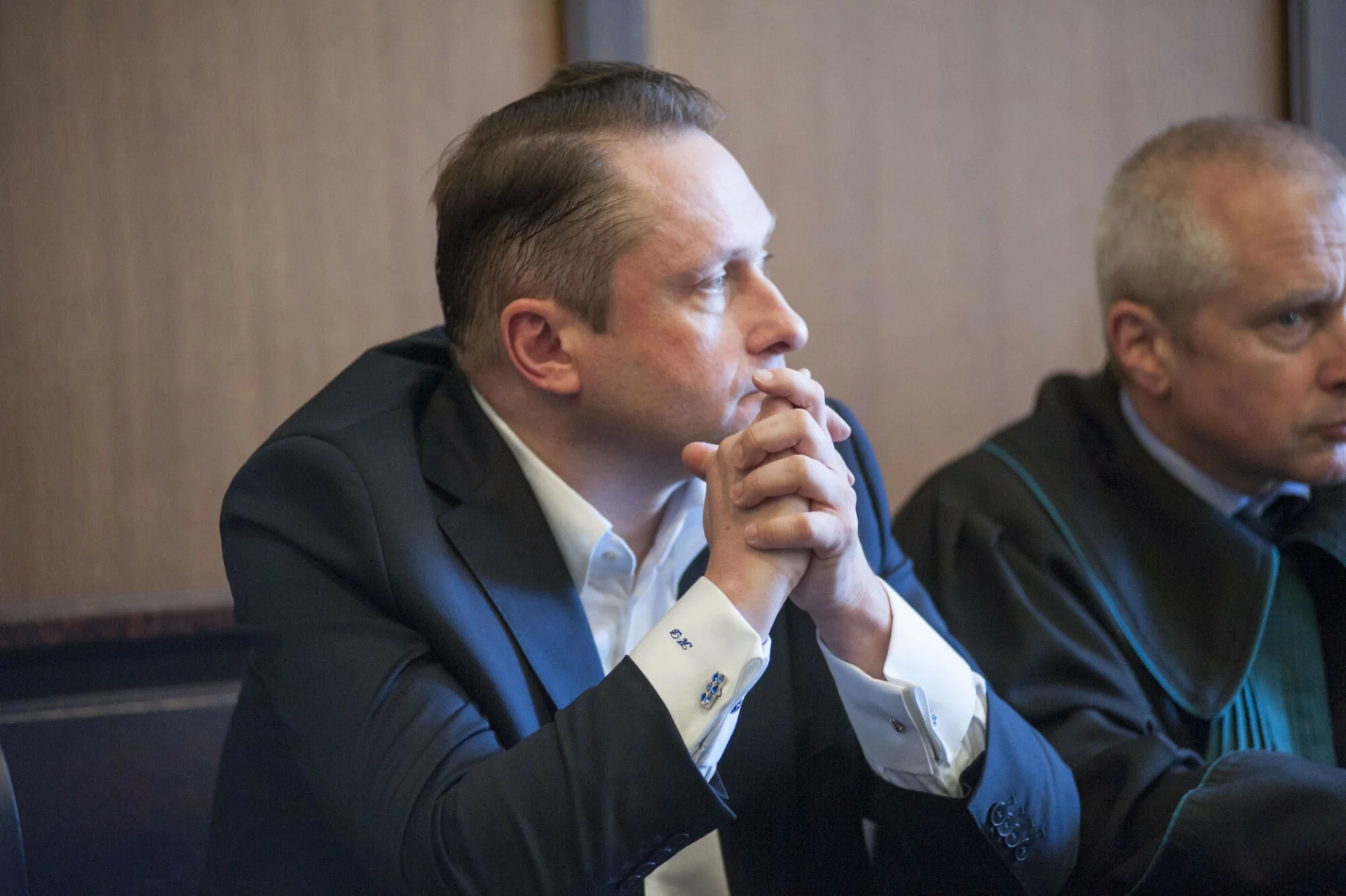 Kamil Durczok w sądzie podczas procesu wytoczonego przez niego przeciwko tygodnikowi "Wprost"