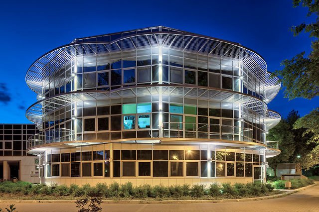 W klinice obudzono Marcina, który był w śpiączce około 9 miesięcy.