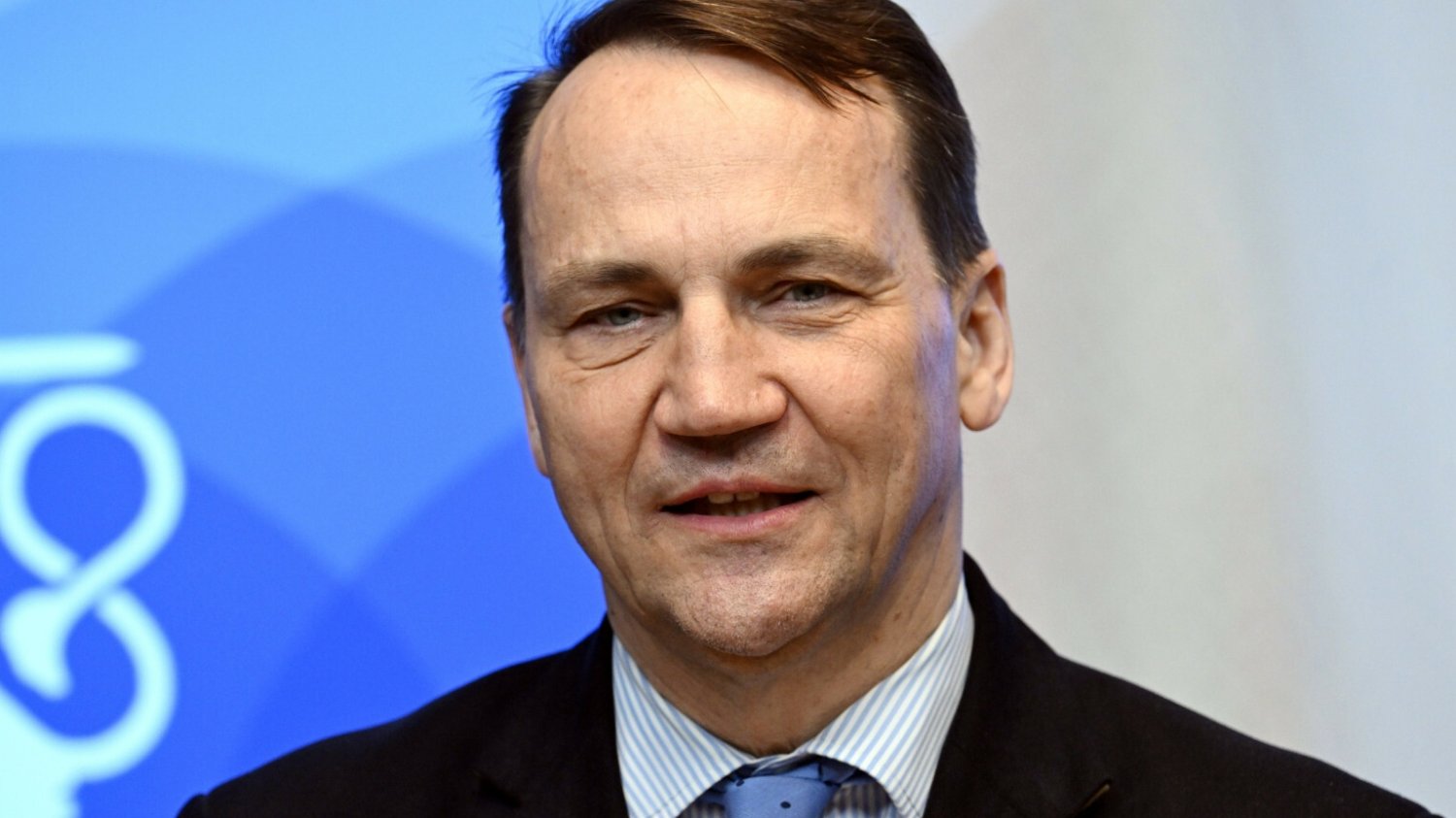 "Elitarny Łobuz" ocenia arystokratów. Skomentował angielski Sikorskiego.