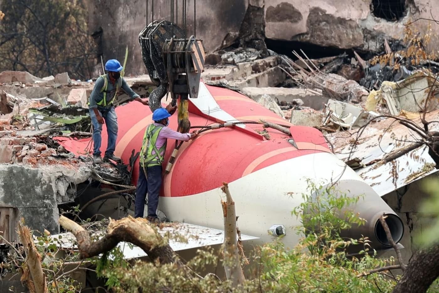 Dramatyczne pytanie w kokpicie. Kapitan feralnego lotu Air India pod lupą śledczych