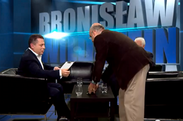 Władimir Kirianow wyszedł z programu Bronisława Wildsteina w proteście przeciw jednostronnie prowadzonej rozmowie.