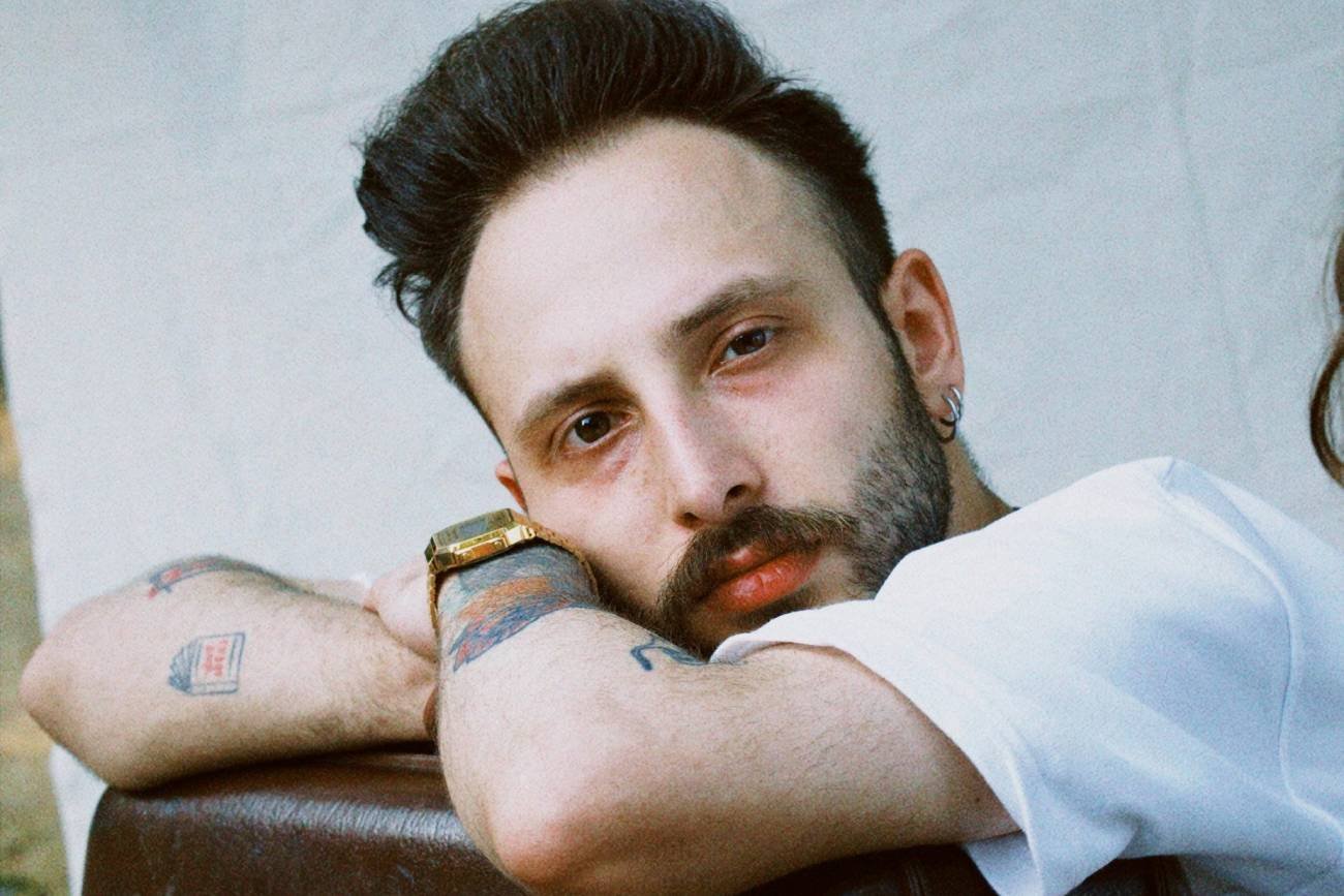 Badboy to przezytek. Softboi przyciąga kobiety o miękkim sercu – toksyk