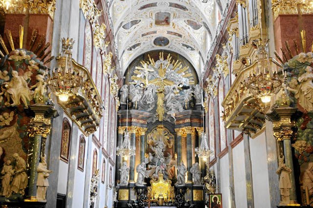 Pielgrzymkę na Jasną Górę opłacił urzędnikom ratusz