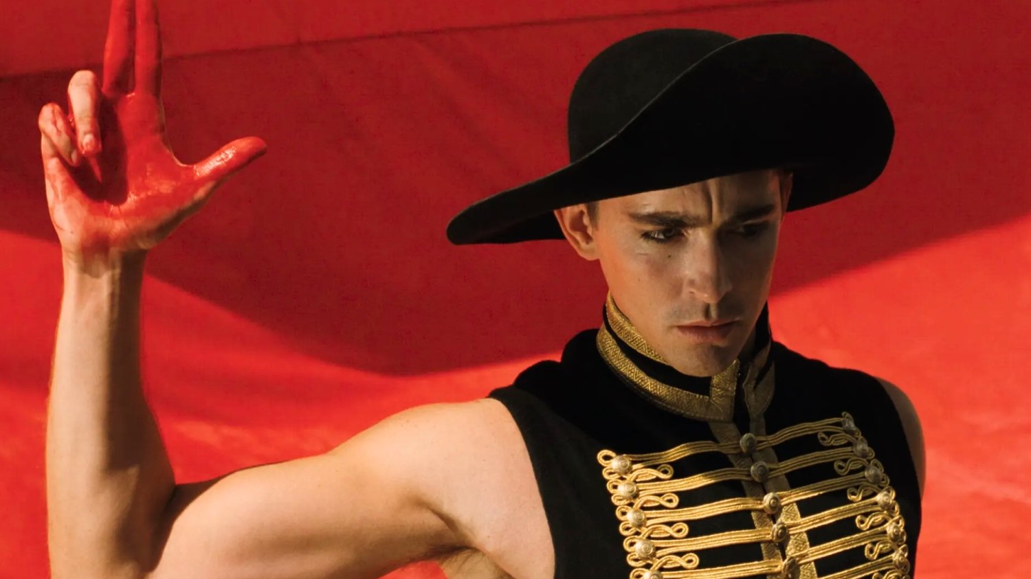 Ukryta perełka HBO Max, która jest rajem dla oczu. Film z Lee Pace'em porusza do łez Lee Pace w filmie "Magia uczuć"