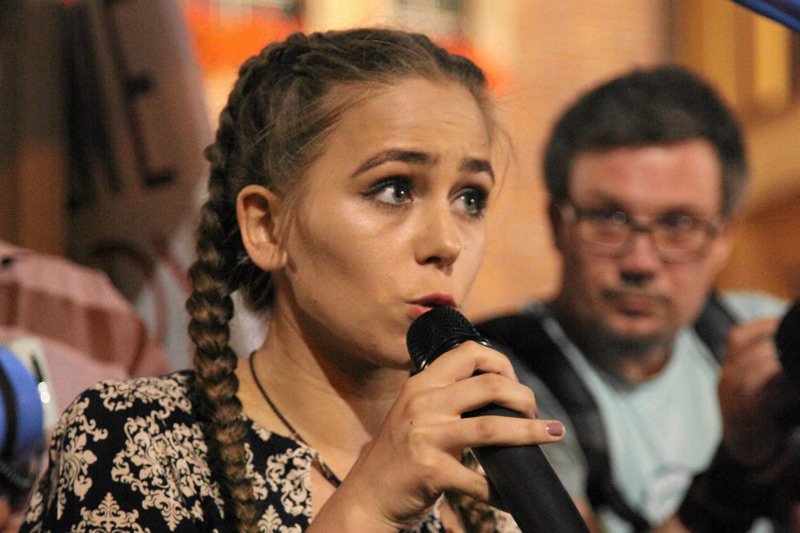 To 17-letnia Barbara Balicka porwała tłumy podczas manifestacji we Wrocławiu.