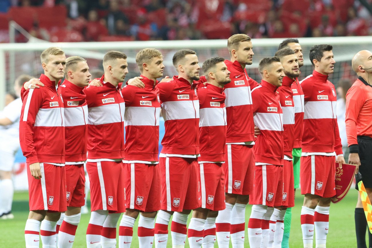Reprezentacja Polski zagra w najbliższych miesiącach poza Warszawą. Ceny biletów na jej mecze wywołują ból głowy.
