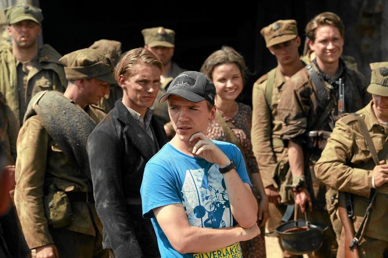 Jan Komasa na planie filmu "Miasto 44"