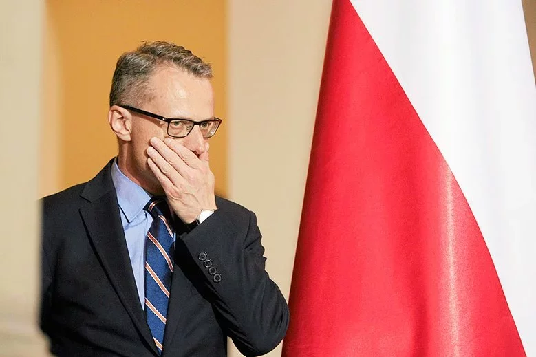 Marek Magierowski, ambasador RP w Izraelu, ma nie wracać do placówki – przynajmniej na razie.