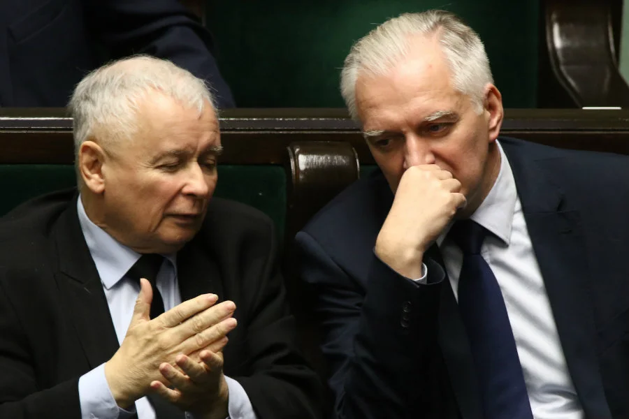 Jarosław Gowin zwrócił uwagę na pojawiające się w szeregach partii rządzącej arogancję i rozprężenie.