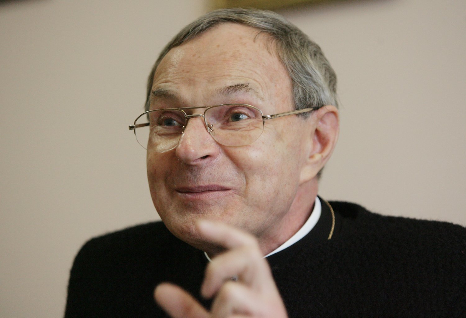 Emerytowany biskup częstochowski Antoni Długosz odważnie głosi swoje proPiSowskie poglądy polityczne