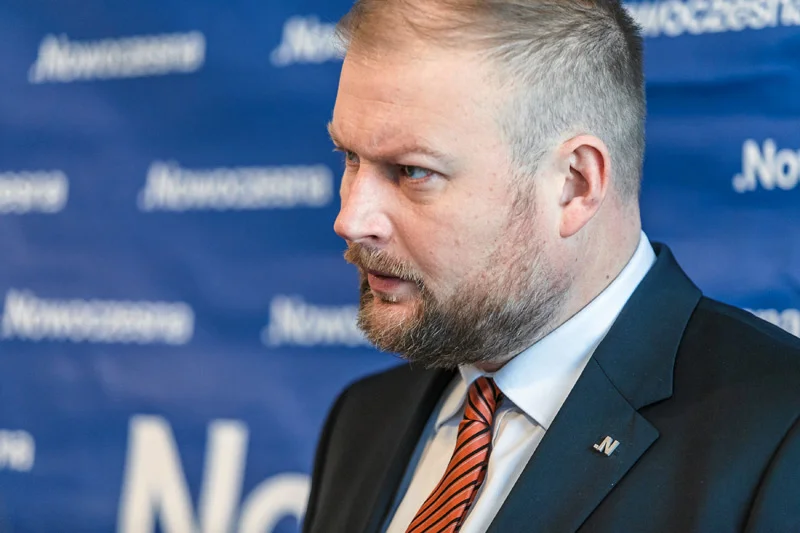 Poseł Nowoczesnej Witold Zembaczyński zapowiedział likwidację programu Rodzina 500+ po przejęciu władzy przez obecną opozycję.