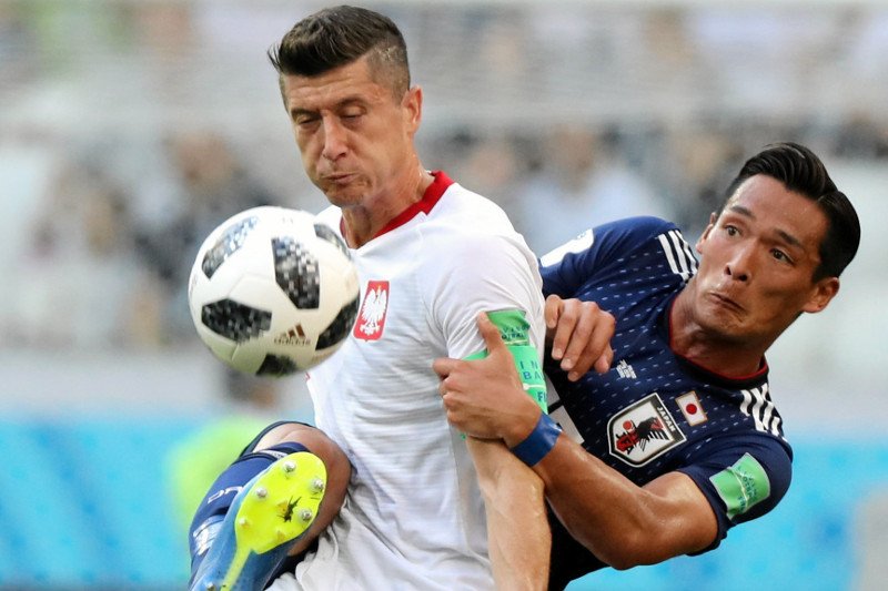 Japonia przegrała z Polską w swoim trzecim meczu w grupie H, ale przeszła dalej dzięki klasyfikacji fair play.