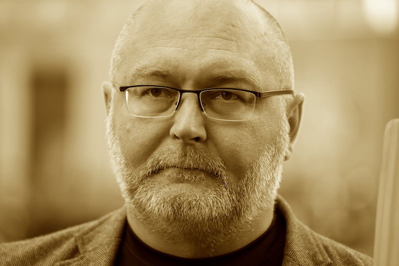 Krzysztof Liedel nie żyje.