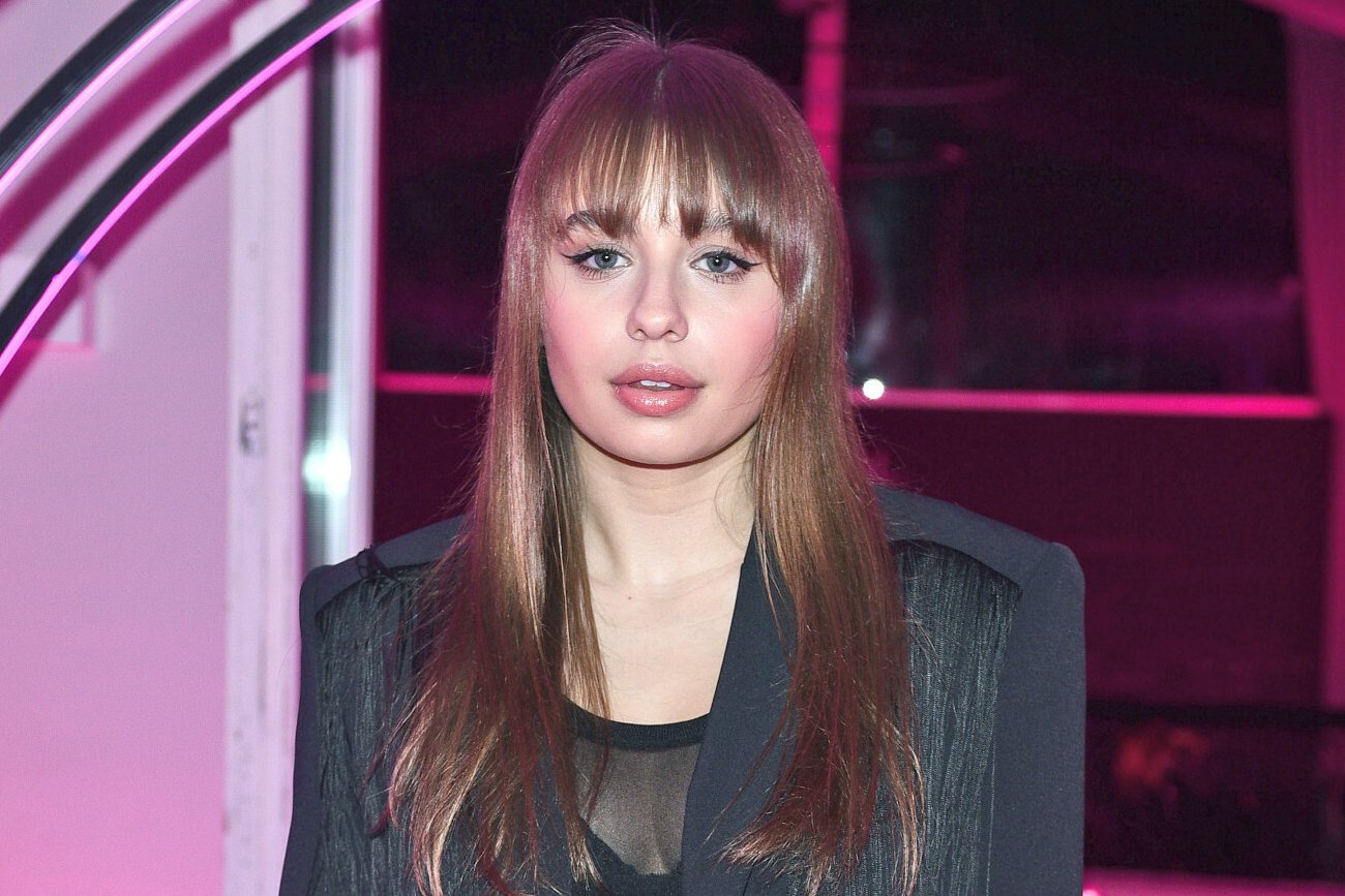 Oliwia Bieniuk pozuje w objęciach z ukochanym