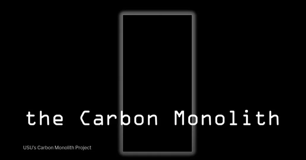 Czy za serią tajemniczych monolitów, które pojawiają się w różnych częściach świata stoi projekt The Carbon Monolith, który stworzyli aktywiści z Utah State University? Czy za serią monolitów stoi priojekt The Carbon Monolith z Utah State University? Czy akcja ma związek z ekologią?