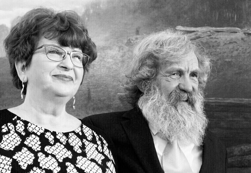 Gabriela Doba nie narzekała na nudę w związku z Aleksandrem Dobą i dzielnie znosiła wszelkie, niecodzienne pomysły na nowe wyprawy męża. Żona Aleksandra Doby o mężu:"Każda wyprawa Olka to kolejne moje siwe włosy"