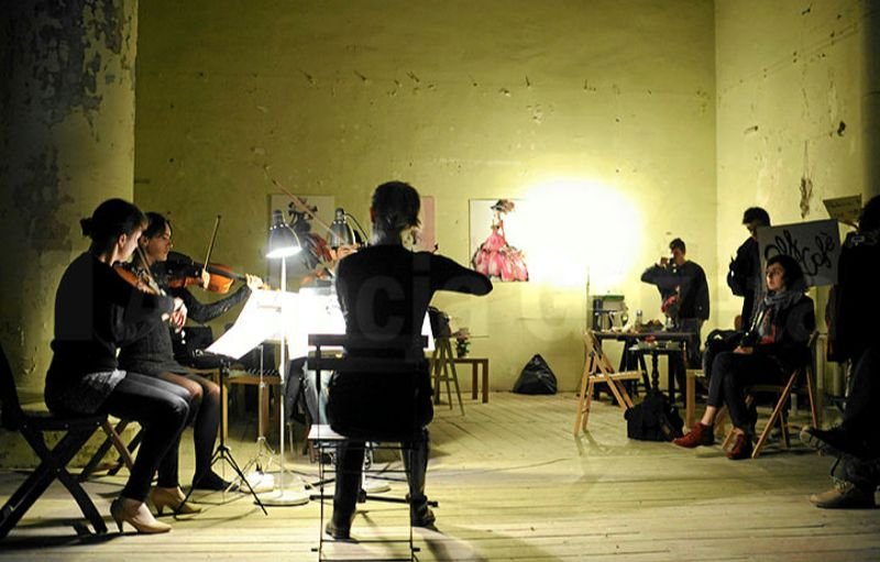 MKiDN pracuje nad nowym "Rozporządzeniem dotyczącym kwalifikacji od nauczycieli szkół artystycznych, placówek kształcenia artystycznego i placówek doskonalenia nauczycieli" . Zdjęcie poglądowe.