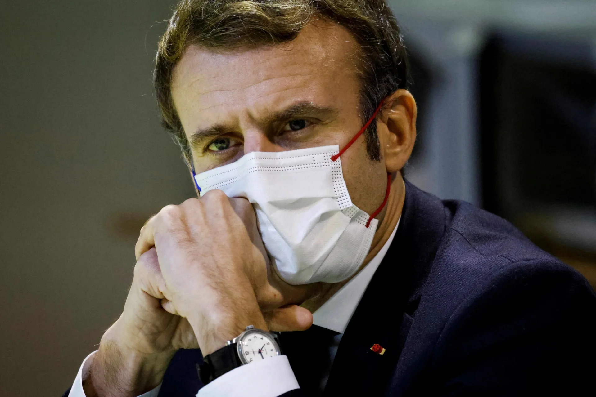 Zarówno Macron, jak i przywódcy USA, Włoch, Wielkiej Brytanii i Niemiec zapowiedziały wsparcie dla Ukrainy i oznajmiły, że bacznie obserwują sytuację na wschodzie.