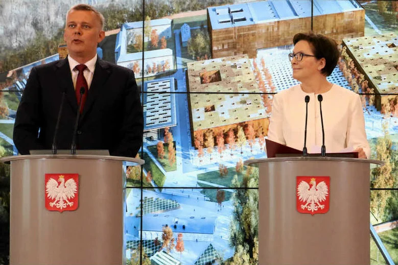 W rozmowie z naTemat były wicepremier w rządzie Ewy Kopacz szczerze wylicza przyczyny, dla których PO musiała oddać władzę PiS.