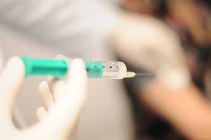 Rodzice przestają szczepić swoje dzieci. Przy takiej dynamice zmian grożą nam epidemie chorób zakaźnych.