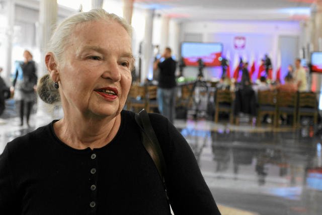 Jadwiga Staniszkis nie będzie popierać ambicji politycznych córki, ale wierzy w Andrzeja Dudę.