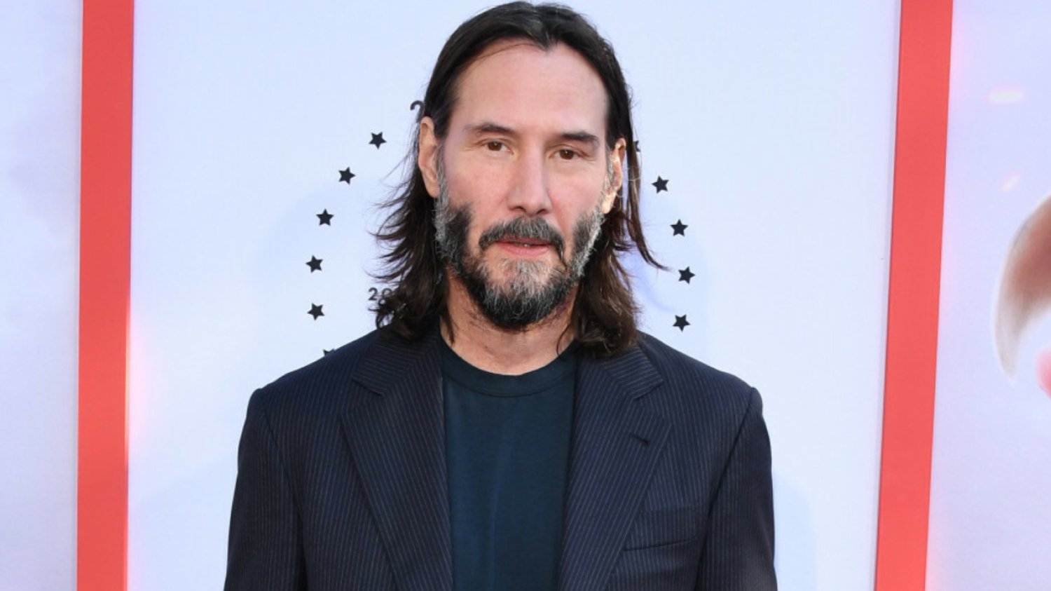 Keanu Reeves chciałby zagrać Batmana w filmie aktorskim.