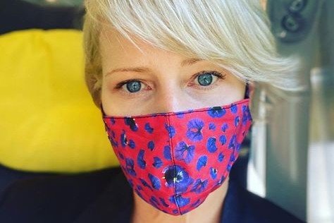 Małgorzata Kożuchowska pokazała zdjęcie w maseczce w pociągu. Została zaatakowana przez internautkę.