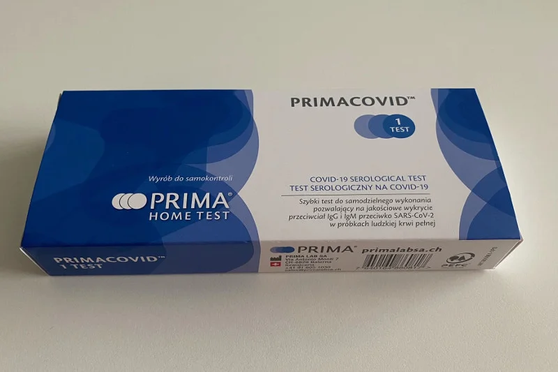 Domowy test na COVID-19 z Biedronki. Dopiero ulotka pokazała całą prawdę.