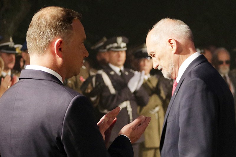 11 listopada w Narodowe Święto Niepodległości prezydent Andrzej Duda nie dokona nominacji kandydatów na nowych generałów wskazanych przez szefa MON Antoniego Macierewicza.