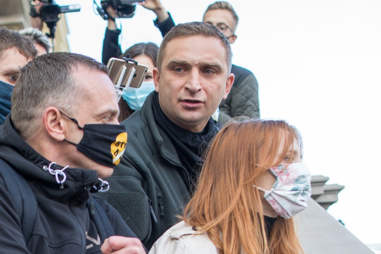 Robert Bąkiewicz został prawomocnie skazany. Teraz chce ułaskawienia od Andrzeja Dudy