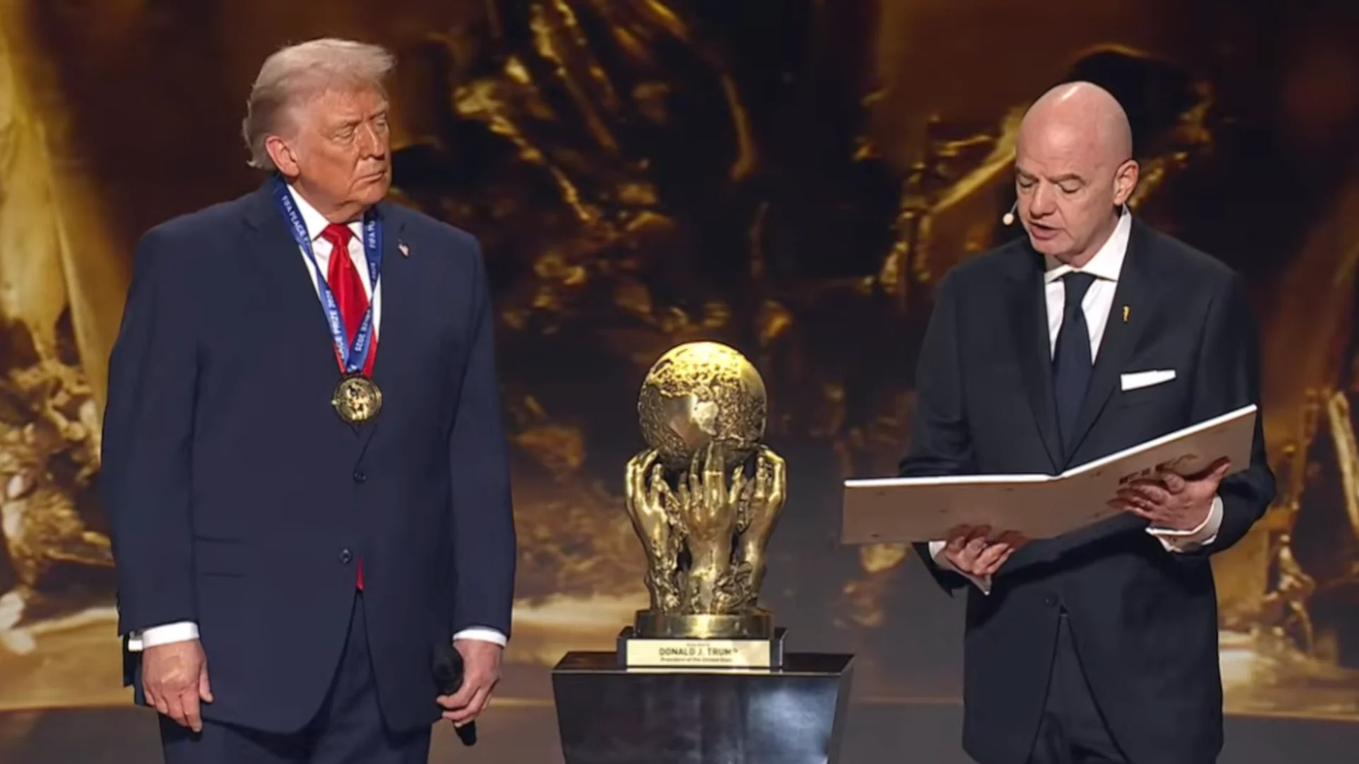 Donald Trump otrzymał "Nagrodę pokojową FIFA". Za co?