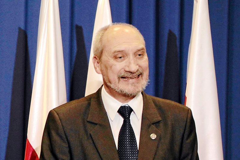 Antoni Macierewicz nagrodzony medalem Przmysła II.