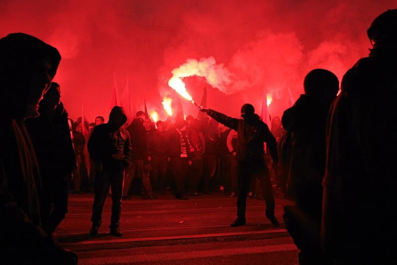 Dlaczego Marsz Niepodległości znowu przerodził się w pełne agresji zamieszki?