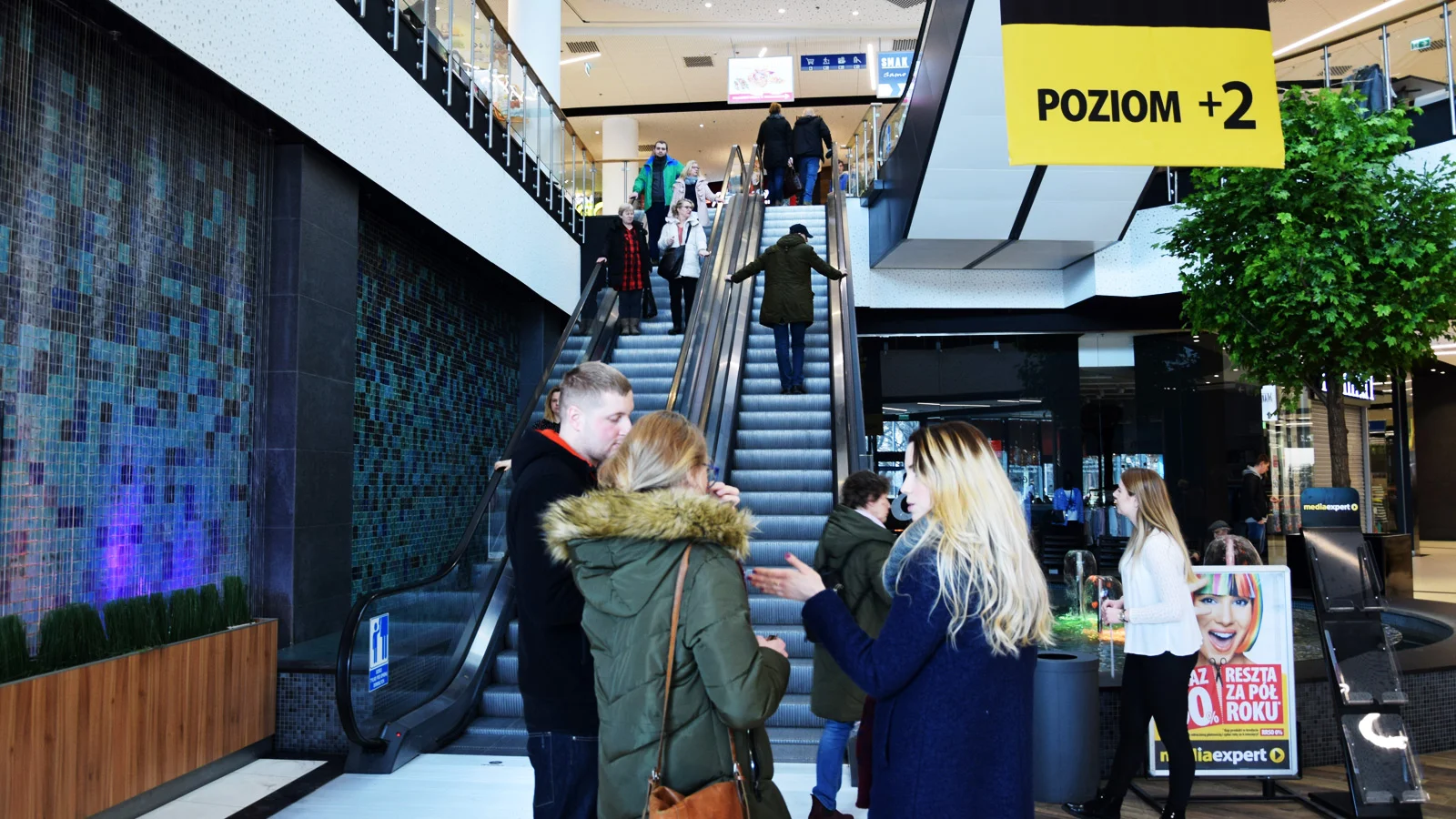 Gdzie na zakupy w niedzielę? Całkiem nieźle niedzielny handel kwitnie w gdańskiej Galerii Metropolia.