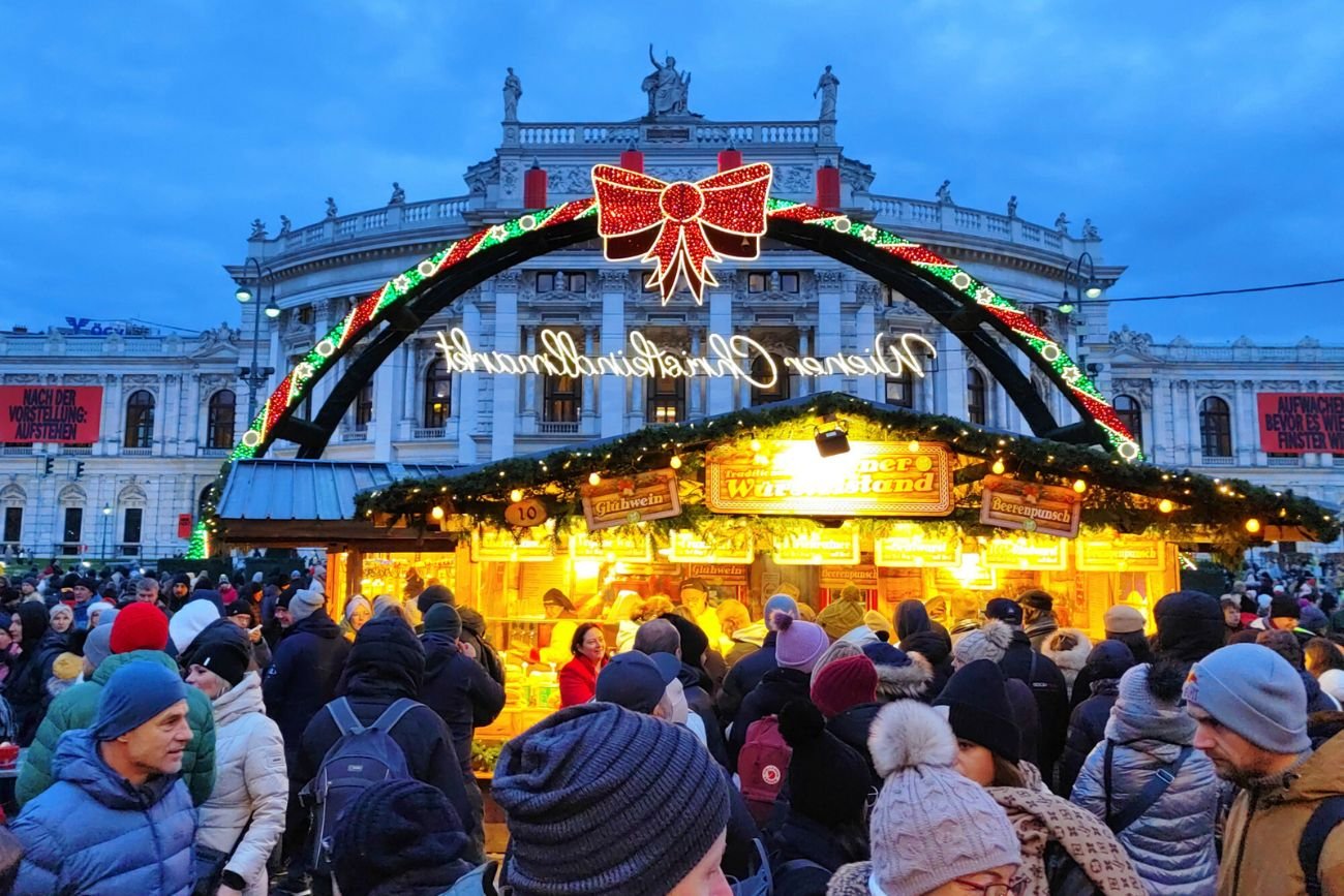 Jarmark bożonarodzeniowy w Wiedniu najpiękniejszym na świecie. W zestawieniu jest polski akcent