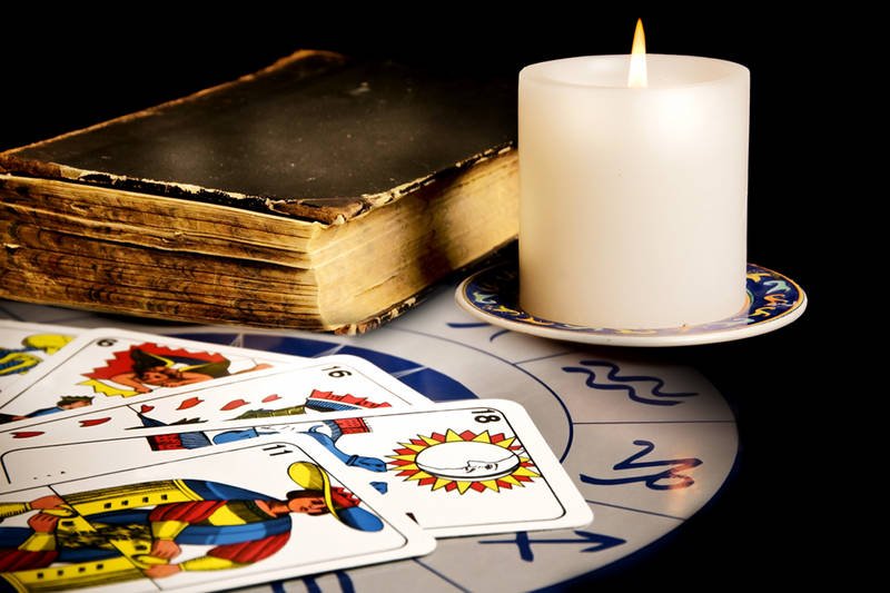 Prześwietlamy kulisy [url=http://tinyurl.com/oxpn4s4]wróżbiarstwa[/url].