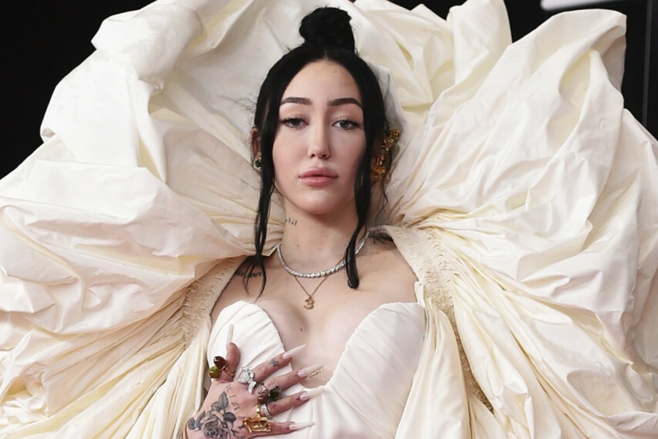Noah Cyrus szczerze o uzależnieniu. Łykała popularny i bardzo silny lek