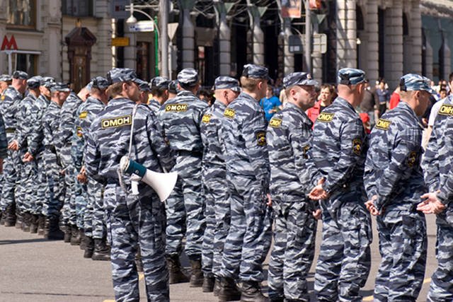Funkcjonariusze jednostki OMON w Moskwie