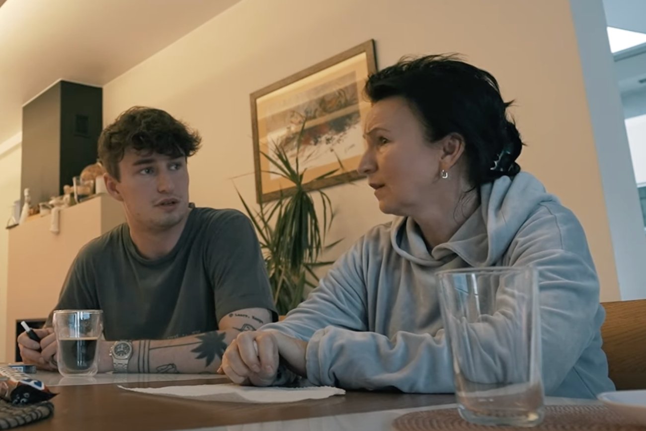 'Pandora Gate': Ekspert od mowy ciała skomentował film Marcina Dubiela