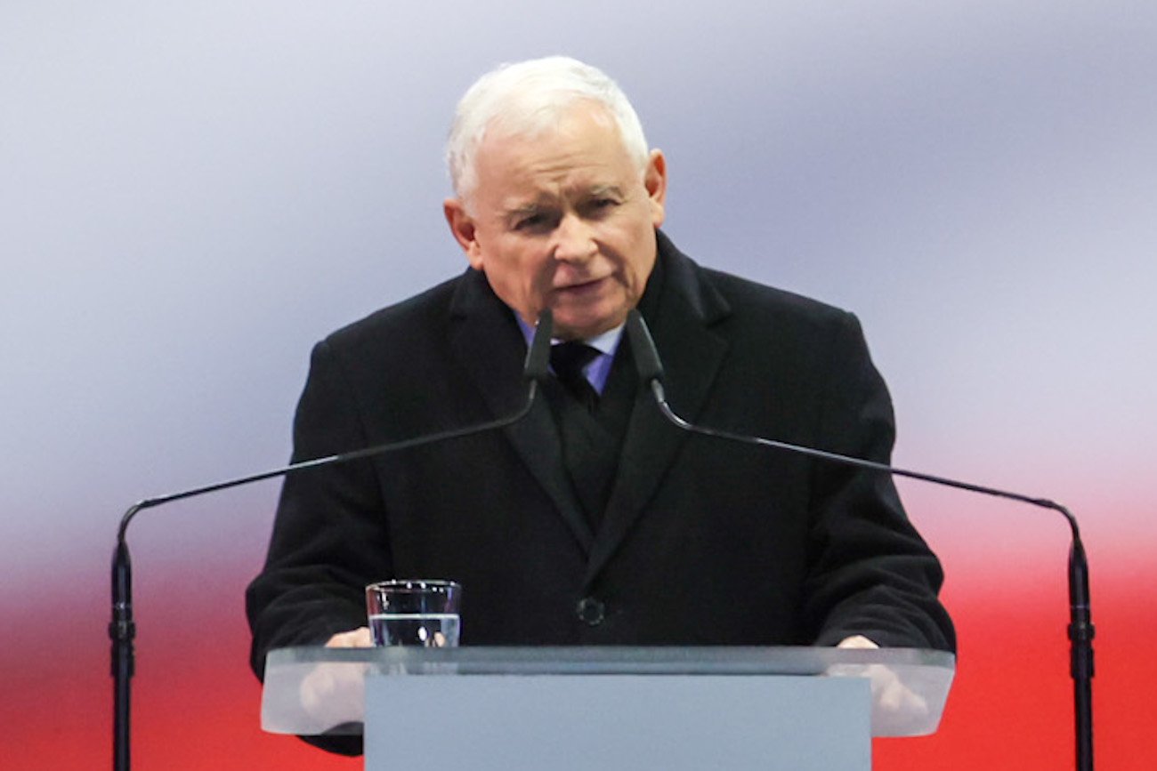 Jarosław Kaczyński zapowiedział, że już w najbliższych tygodniach opinia publiczna pozna "pełną" prawdę o katastrofie smoleńskiej.