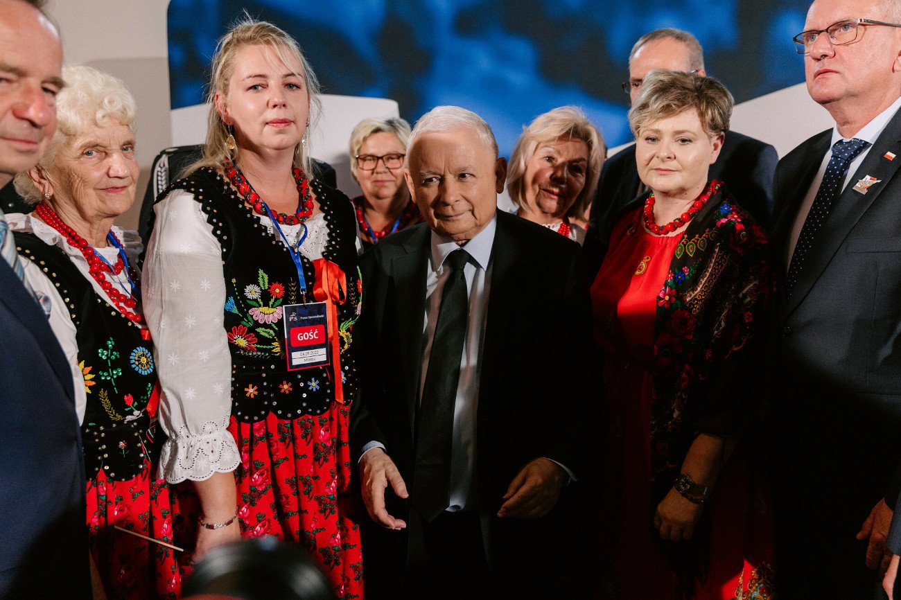 Jarosław Kaczyński chciał w 2018 roku robić z Podkarpacia polską Bawarię. Teraz mówił o rozwoju Polski Wschodniej.